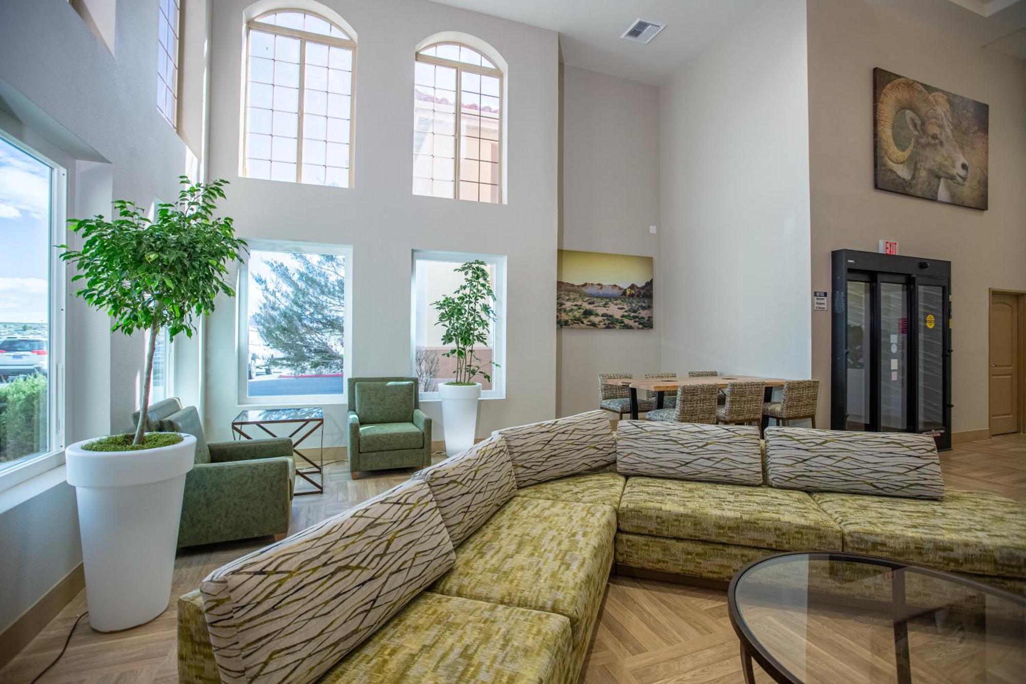 Hotel Gold Dust West 3*