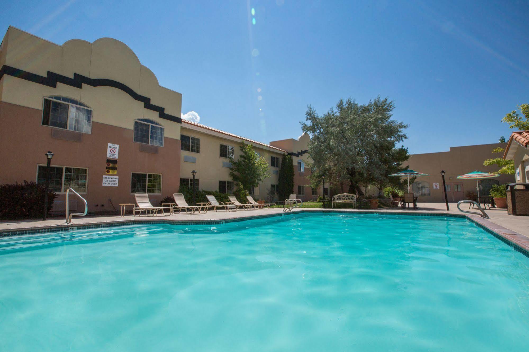 Gold Dust West 3* Carson City